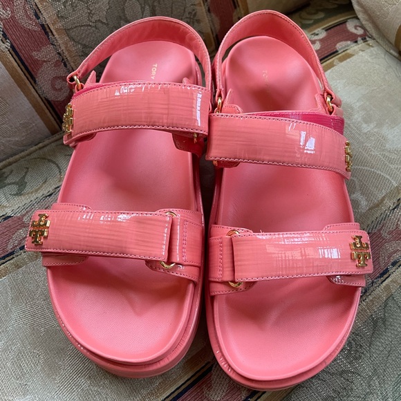 Tory Burch Kira Sport Sandal Texture Patent Leather Coral Crush. Size 9 Women - Picture 9 of 9